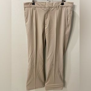 J. Lindeberg size 34x30 tan men’s golf pants.